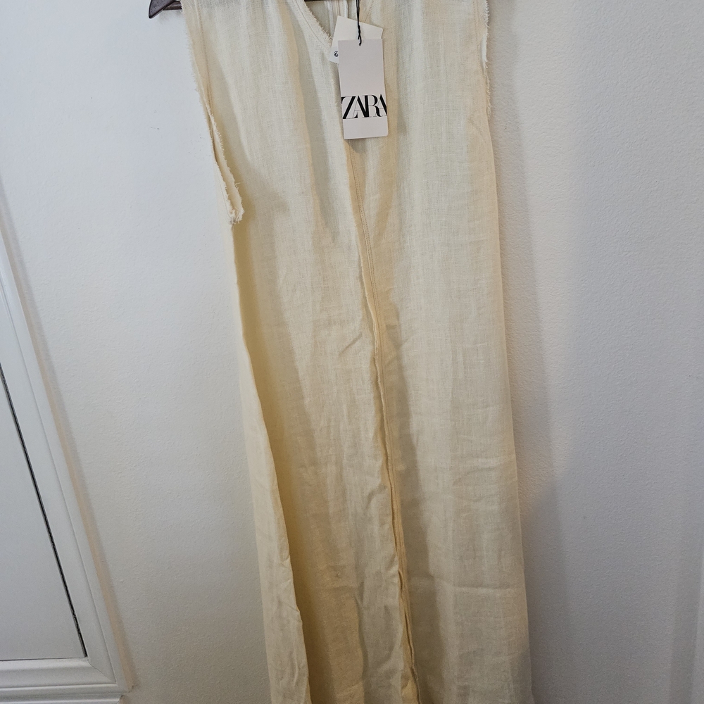 Zara Cream Textured Dress - Picture 1 of 9